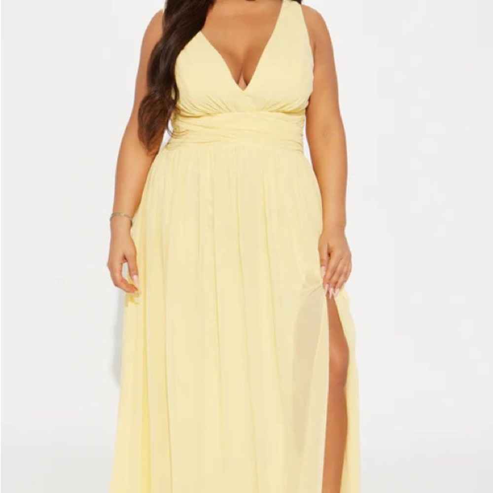 Fashion nova Yellow Maxi Dress size 1X